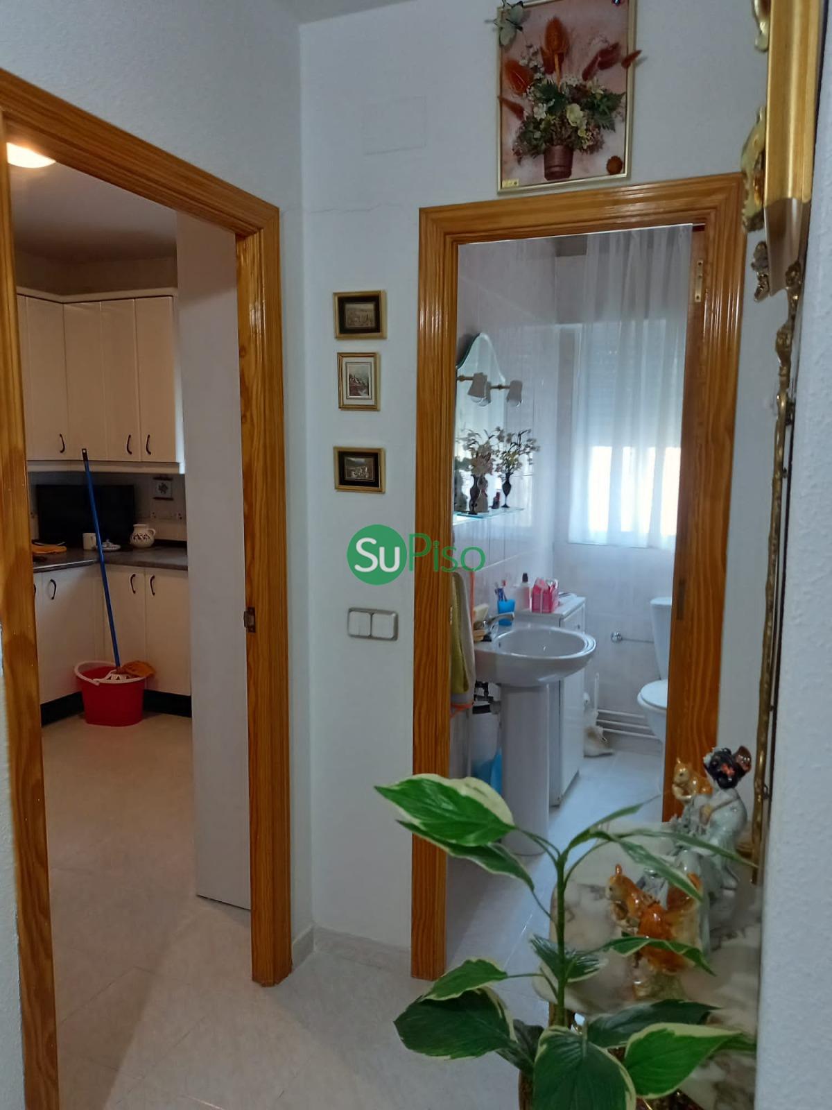 For sale of house in Añover de Tajo