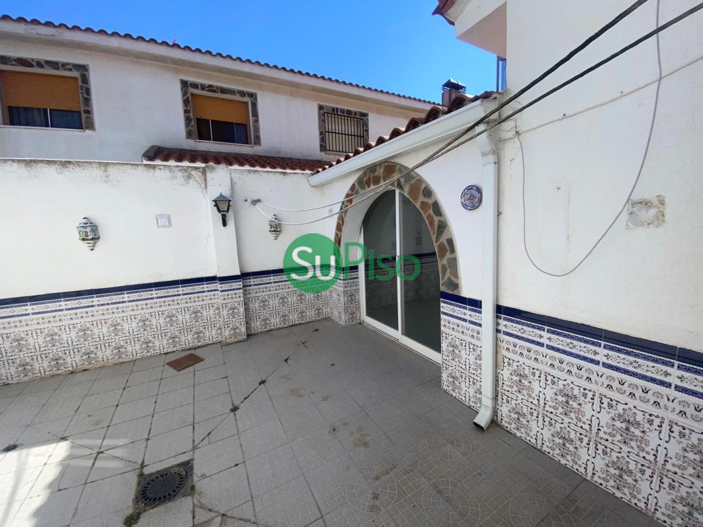 For sale of house in Añover de Tajo