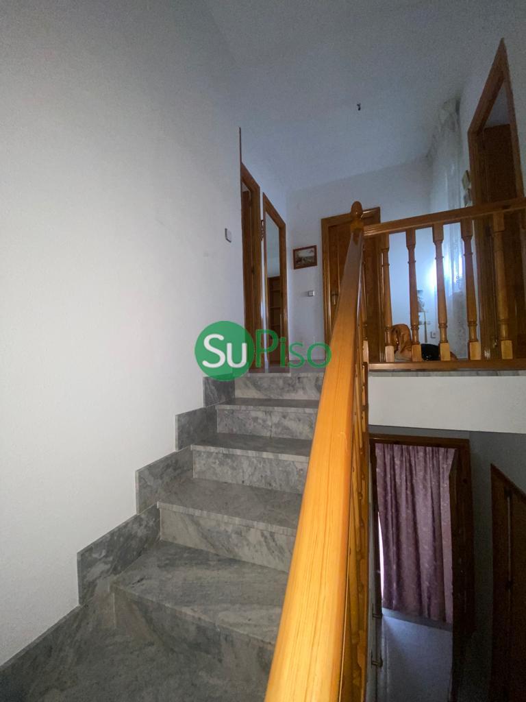 For sale of house in Añover de Tajo