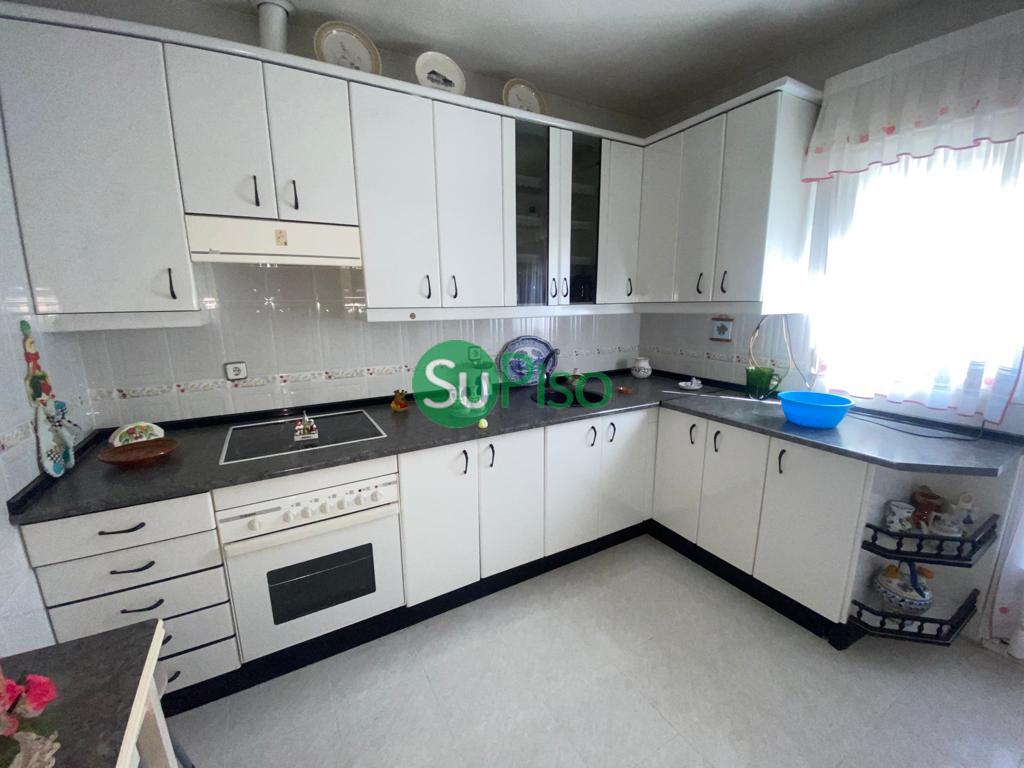 For sale of house in Añover de Tajo