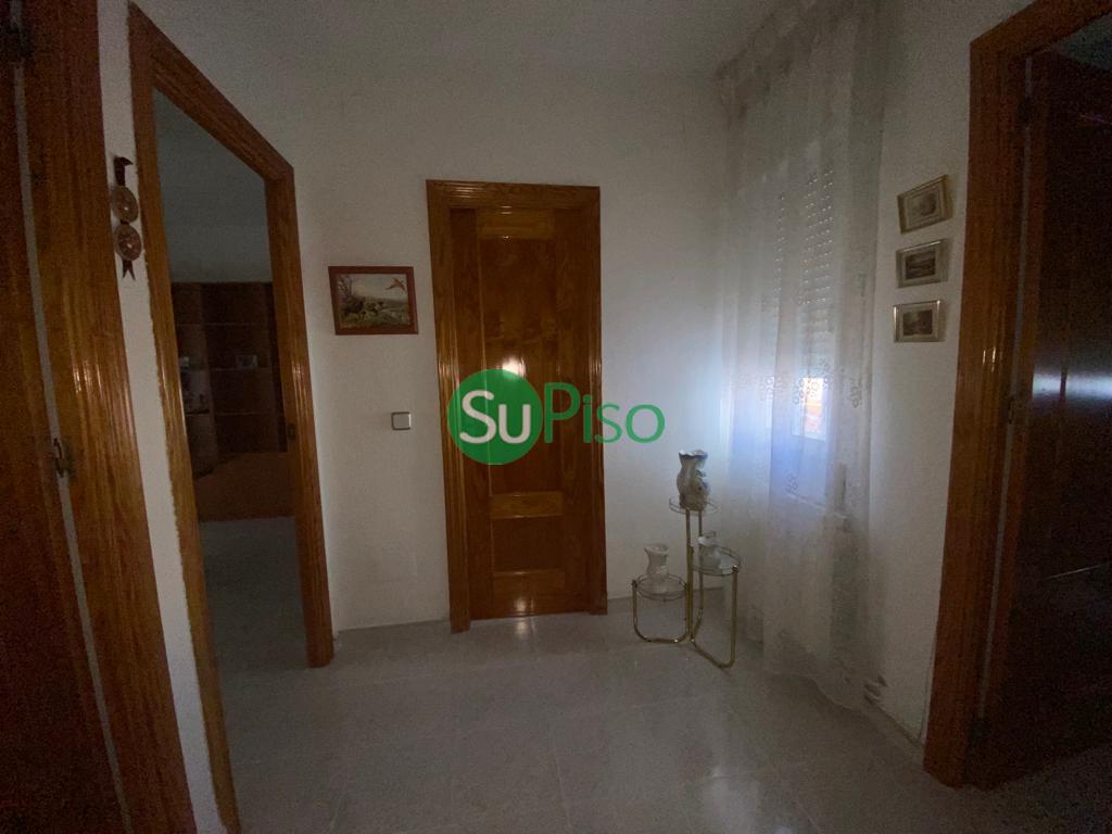 For sale of house in Añover de Tajo