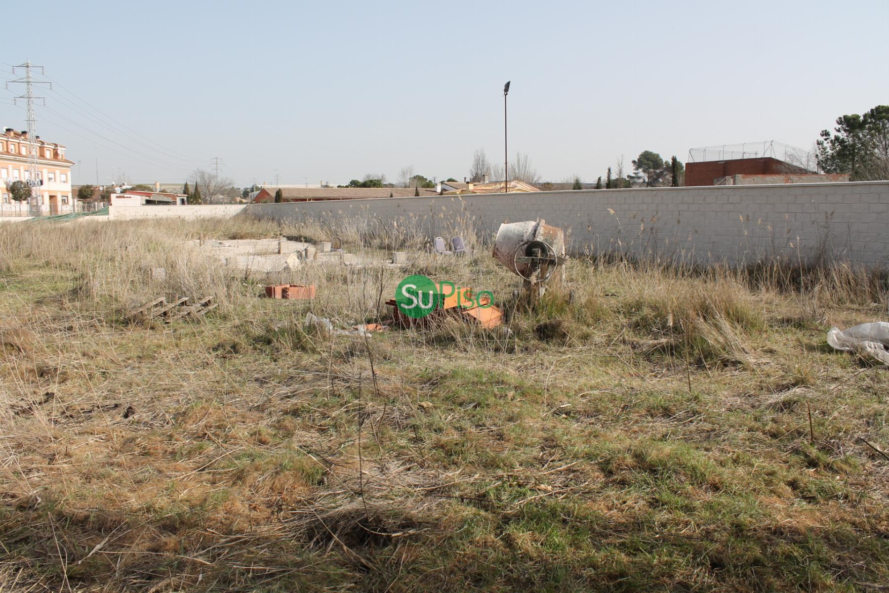 Venta de terreno en Yeles