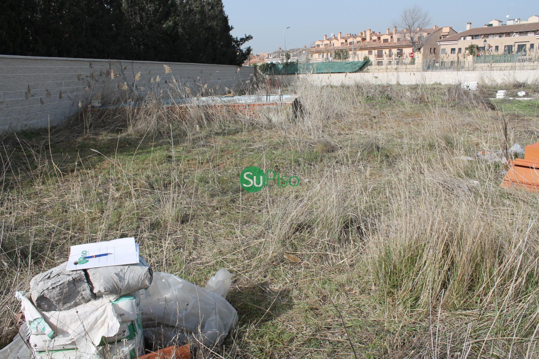 Venta de terreno en Yeles
