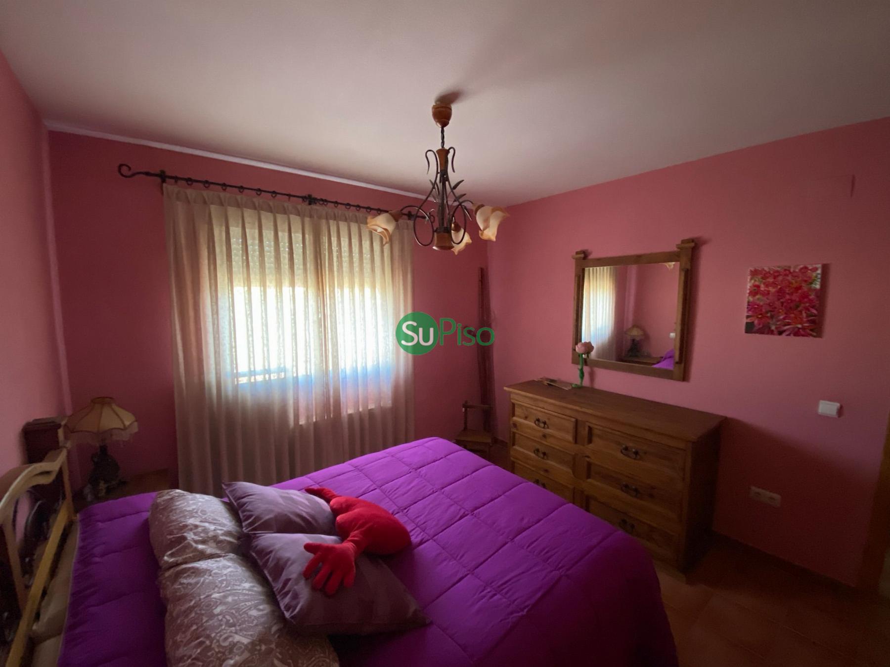For sale of chalet in Yeles