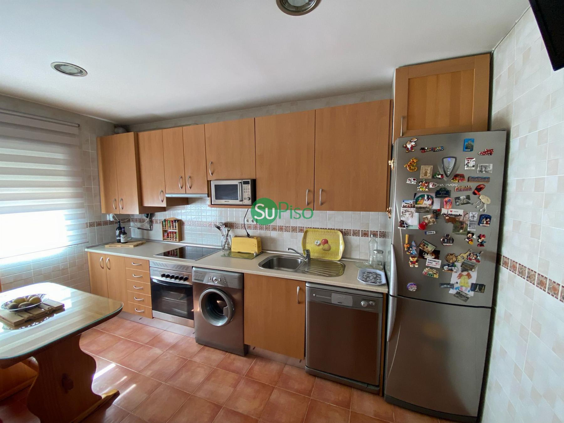 For sale of chalet in Yeles