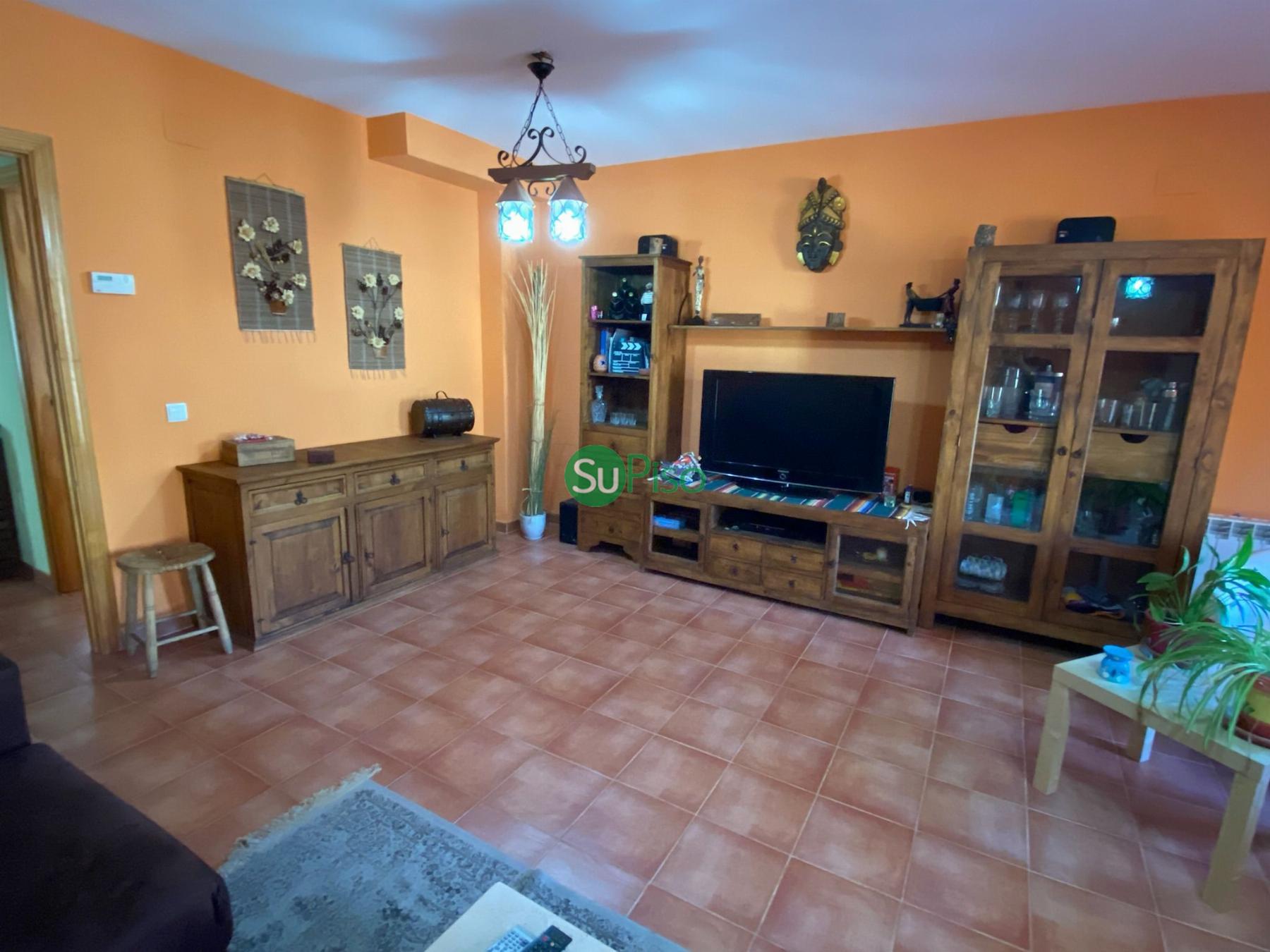 For sale of chalet in Yeles
