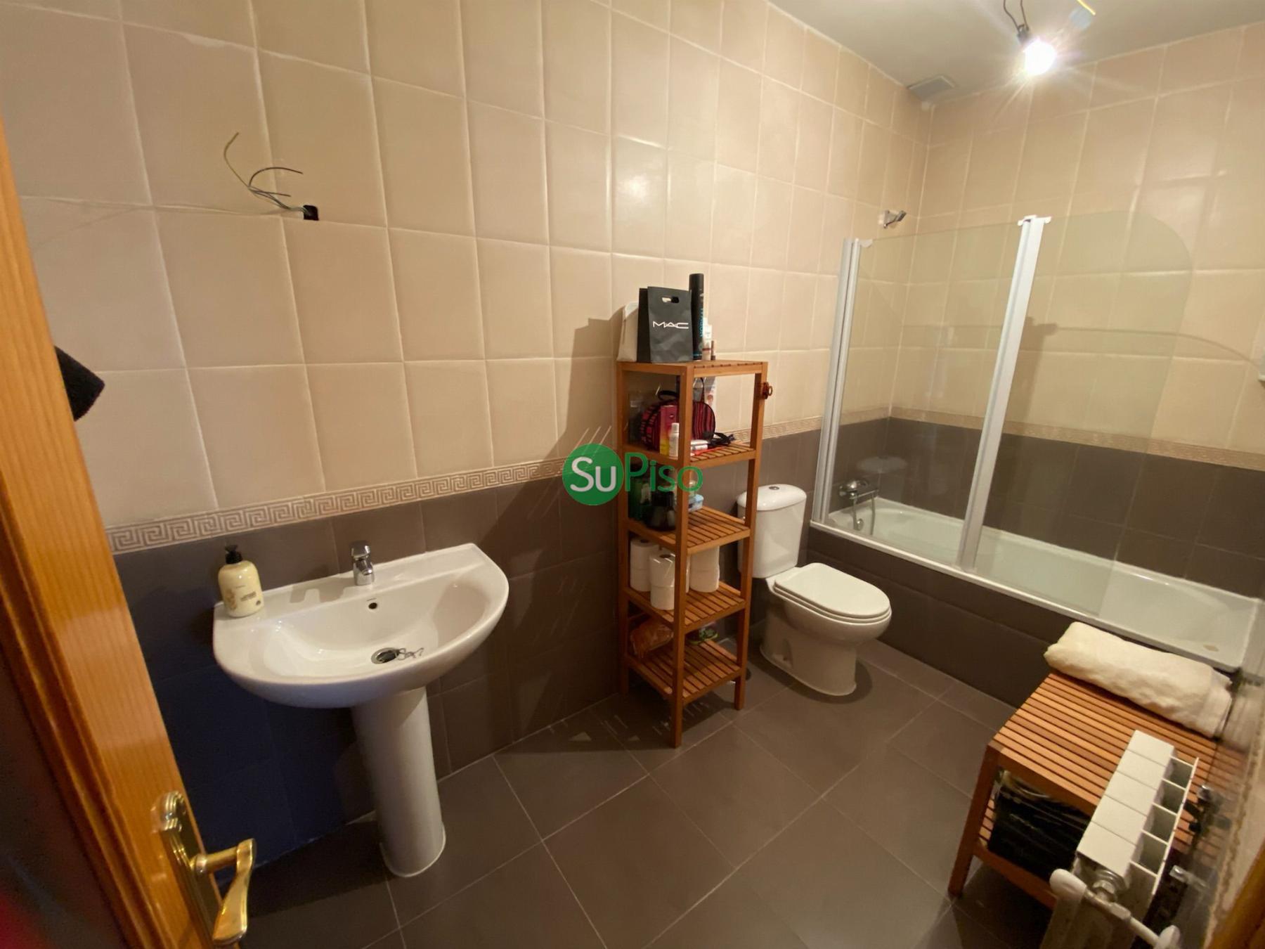 For sale of chalet in Yeles