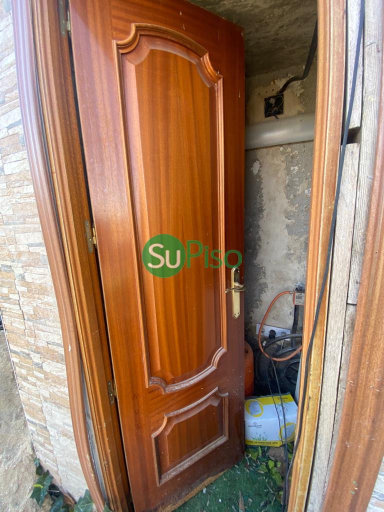 For sale of chalet in Yeles