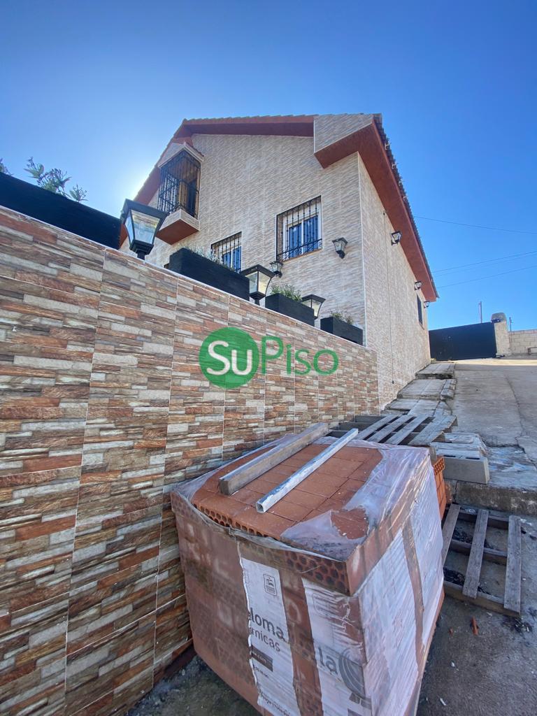For sale of chalet in Yeles