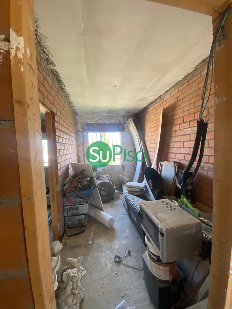 For sale of chalet in Yeles