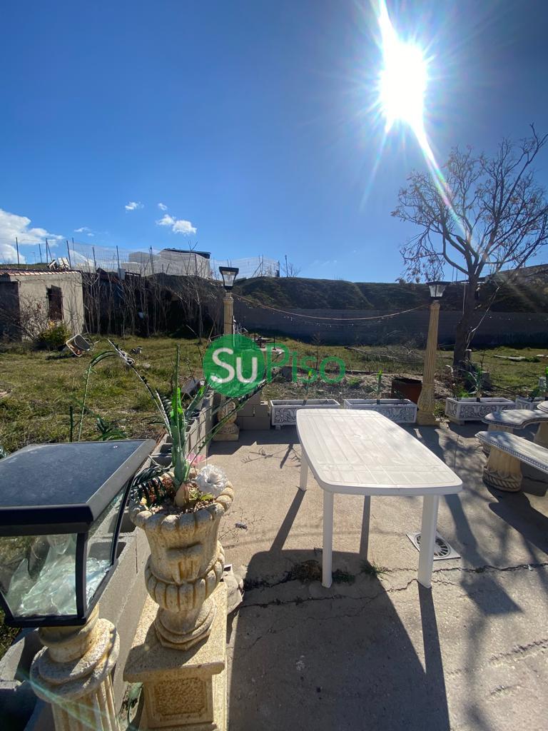 For sale of chalet in Yeles