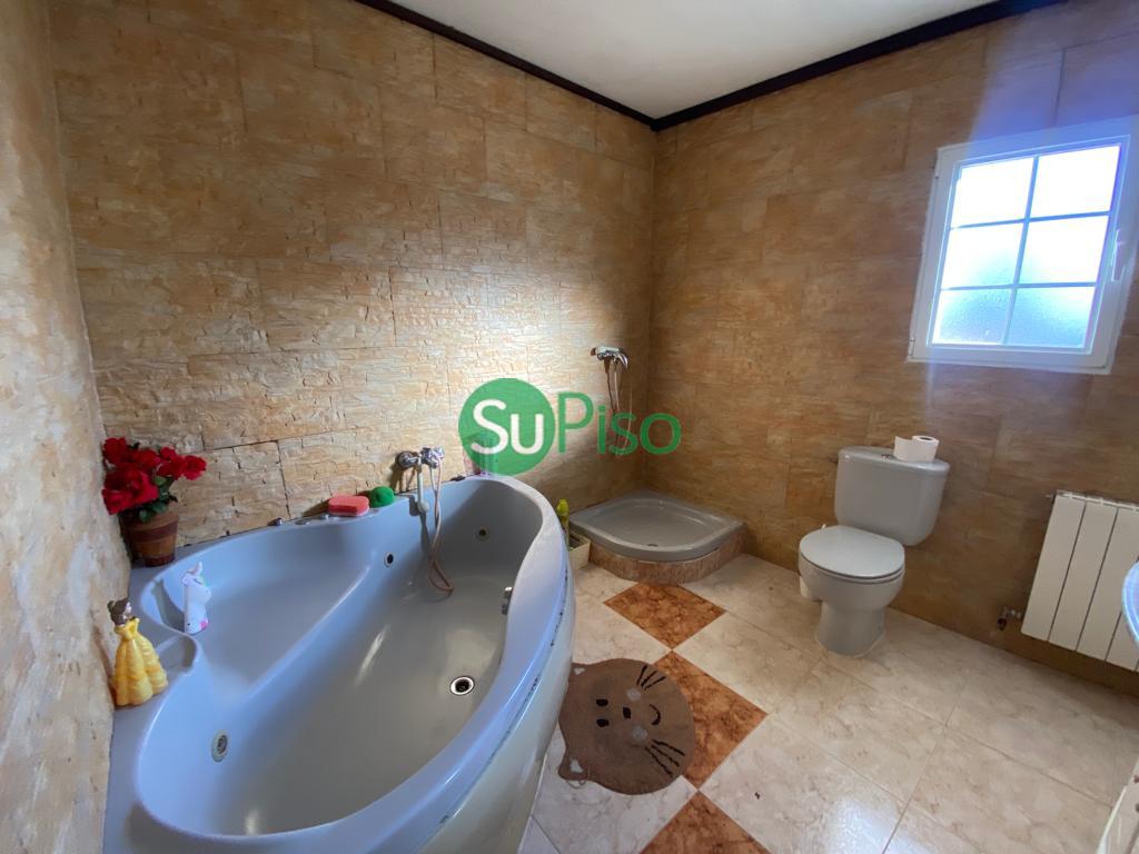 Venta de chalet en Yeles