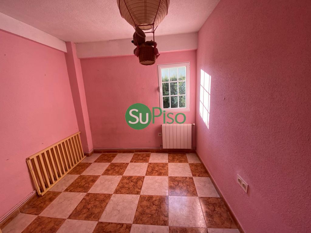 Venta de chalet en Yeles
