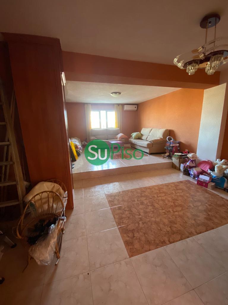 Venta de chalet en Yeles
