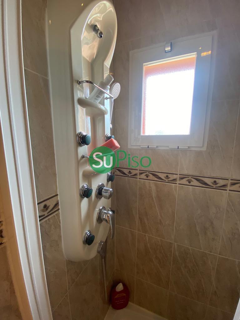 For sale of chalet in Yeles