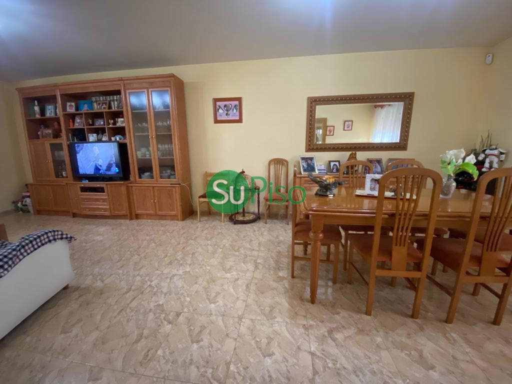 For sale of chalet in Yeles