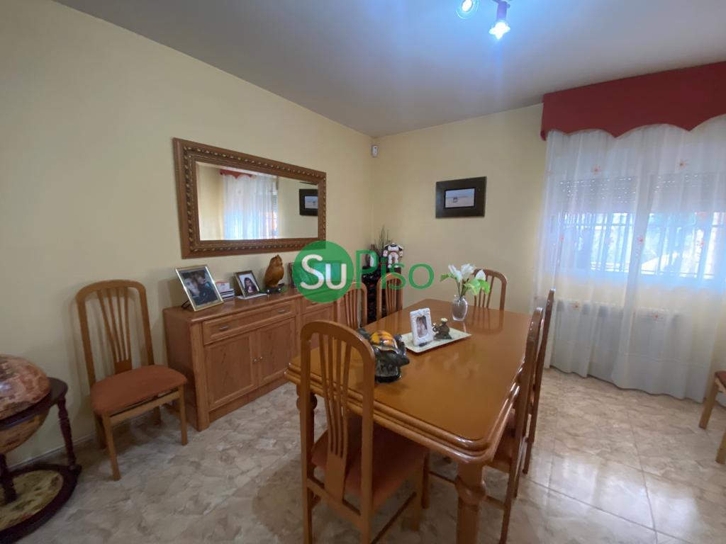 For sale of chalet in Yeles