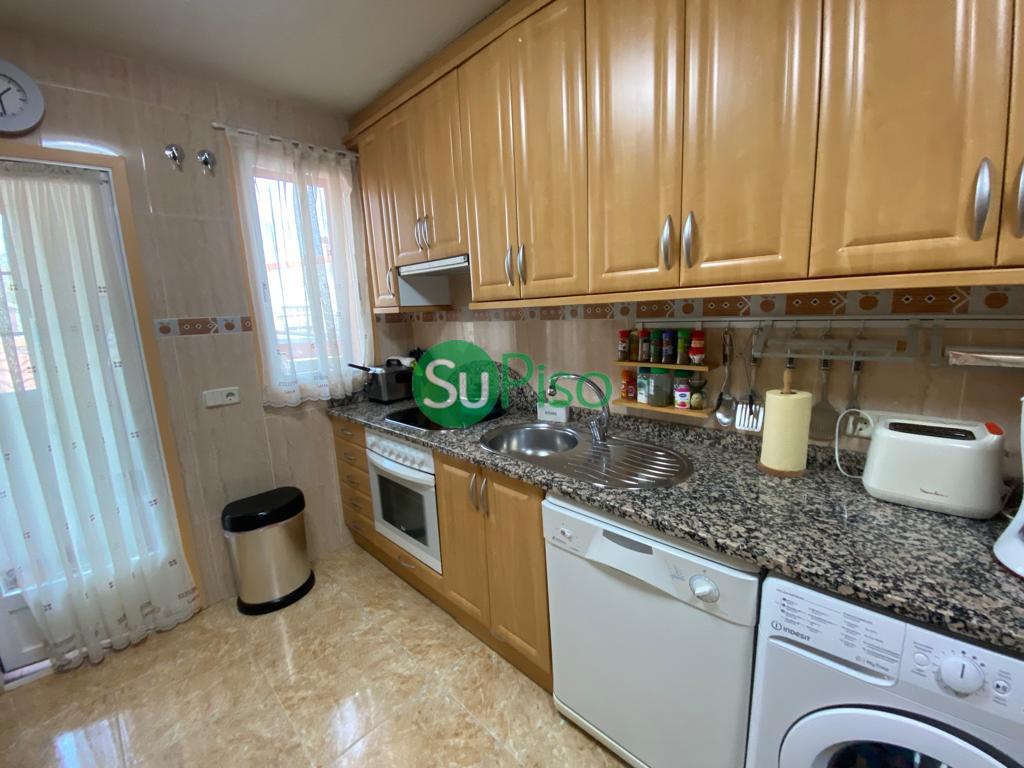 For sale of chalet in Yeles