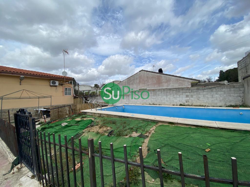 For sale of chalet in Yeles