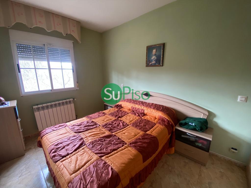 For sale of chalet in Yeles