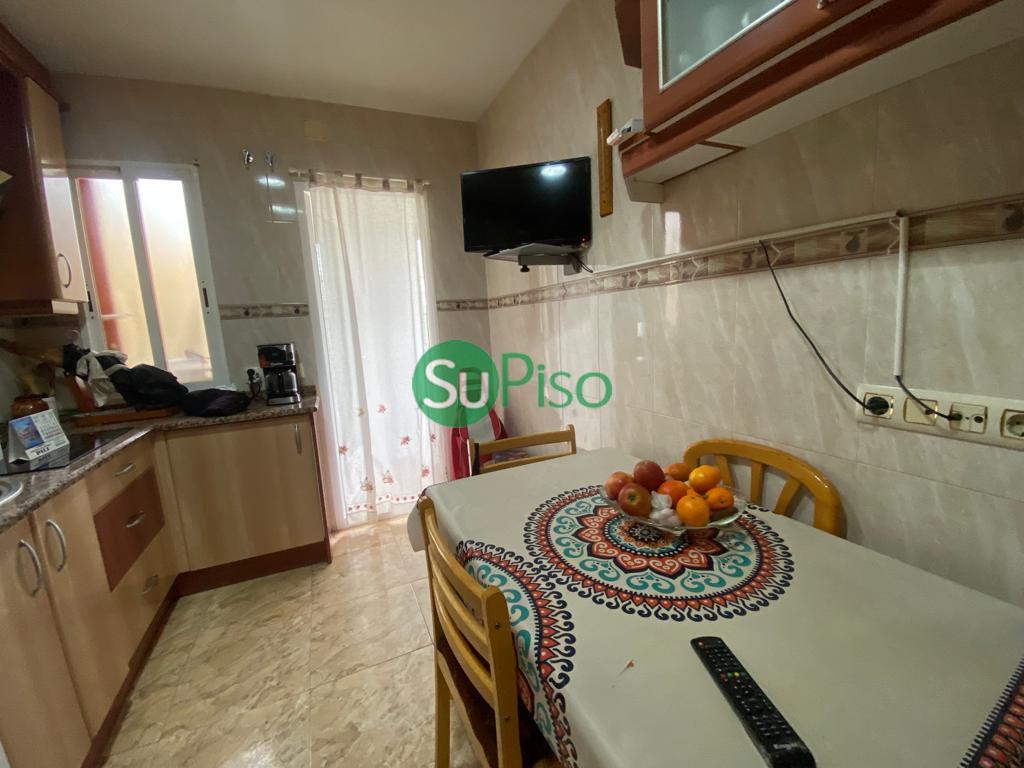 For sale of chalet in Yeles