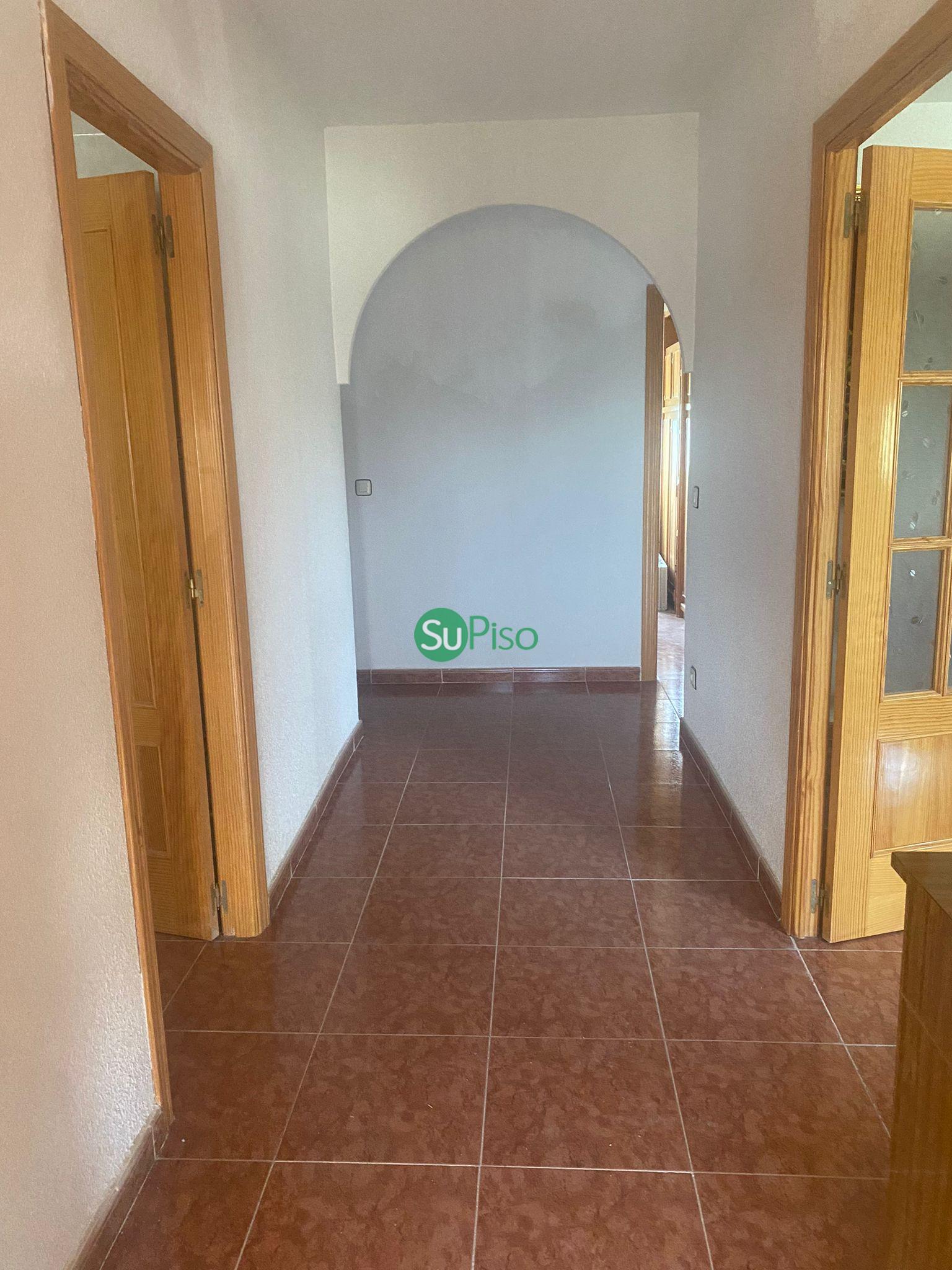 For sale of chalet in Yeles