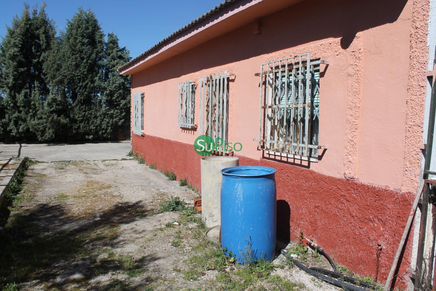 Venta de finca rústica en Yeles