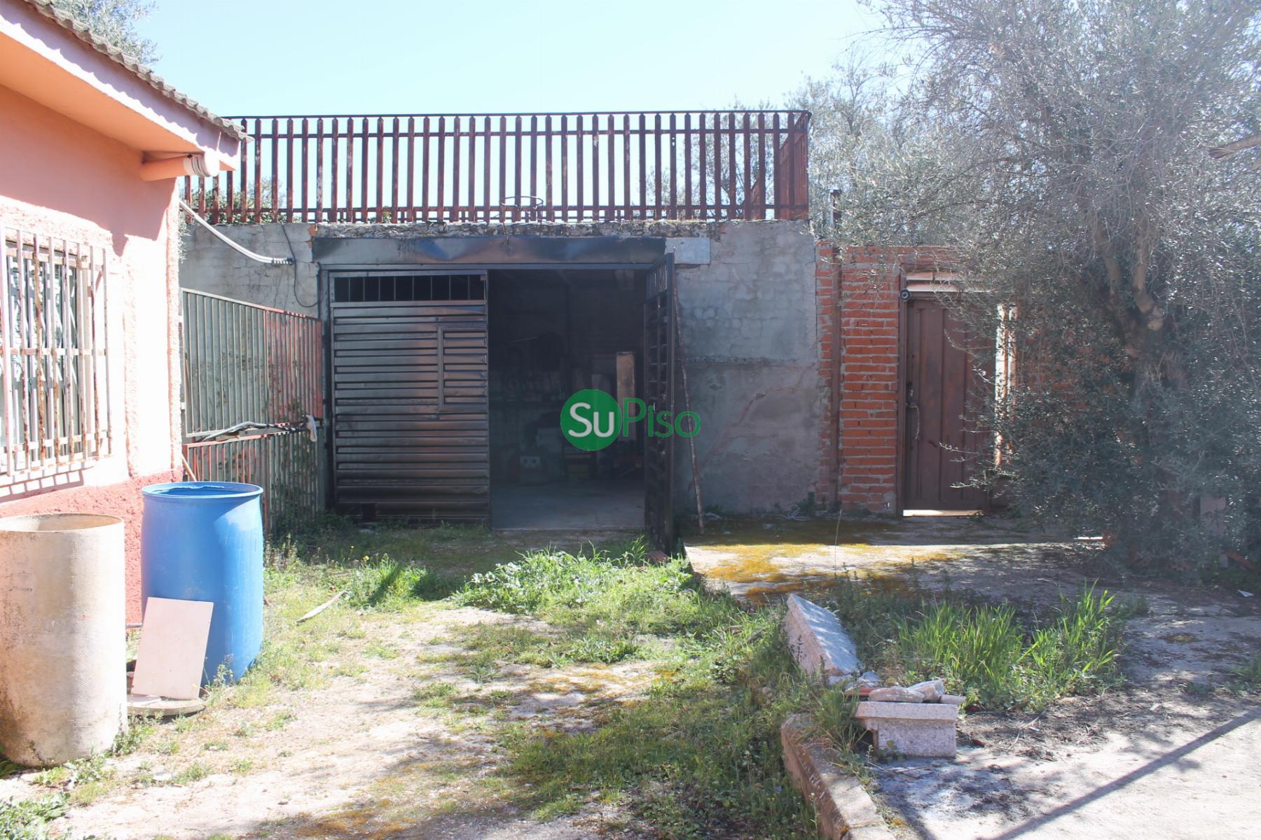 Venta de finca rústica en Yeles