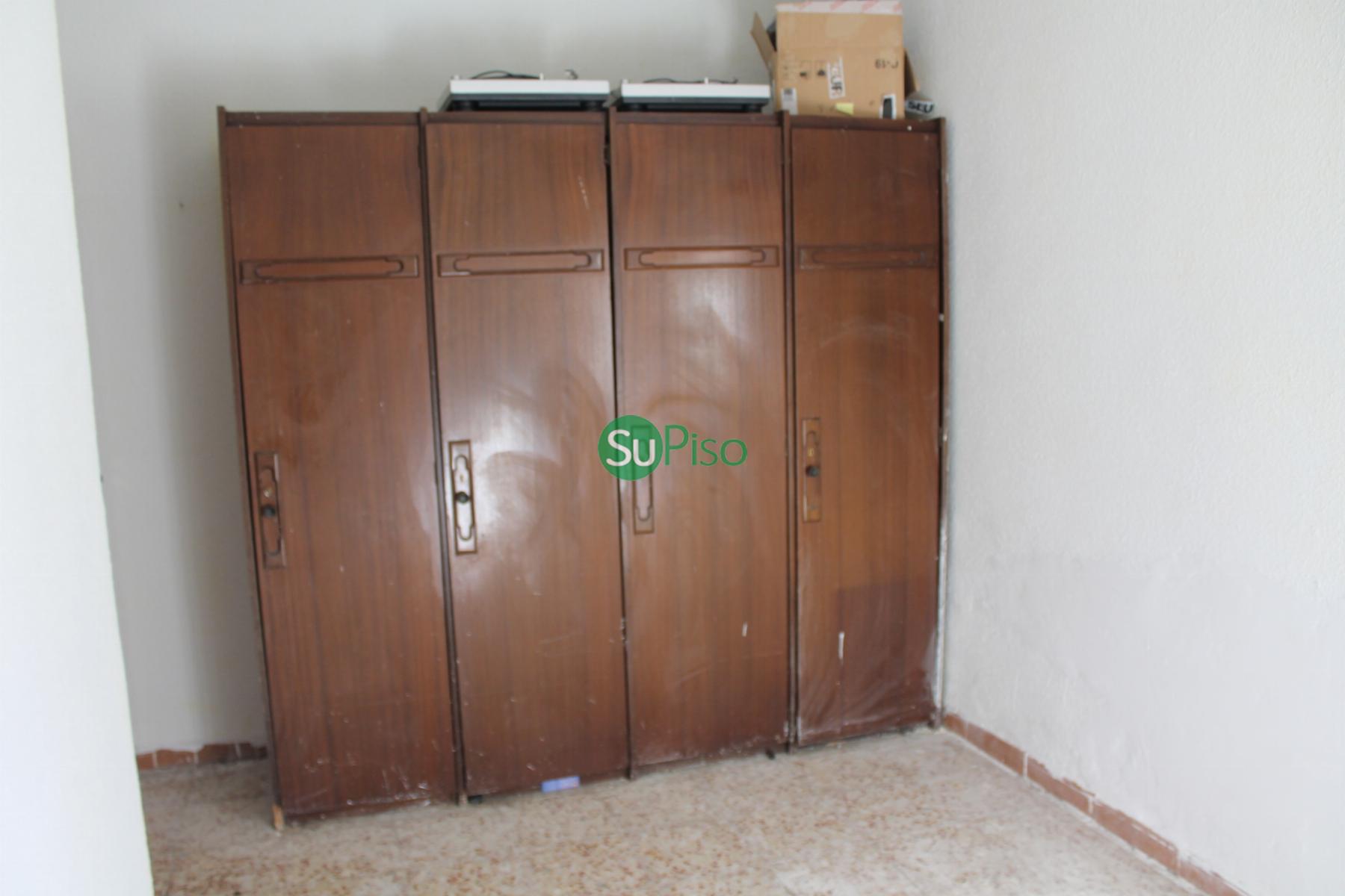 Venta de finca rústica en Yeles