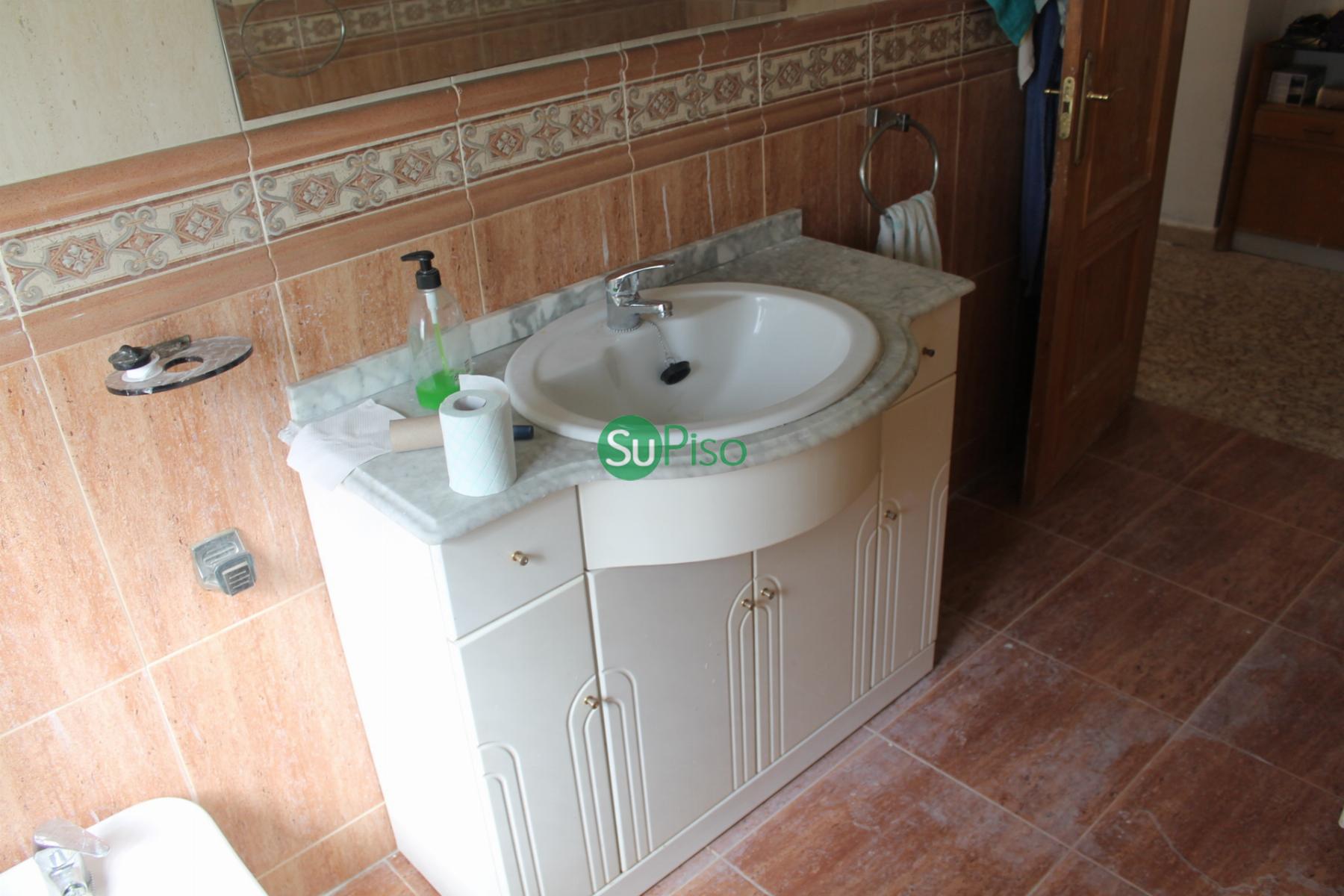 Venta de finca rústica en Yeles
