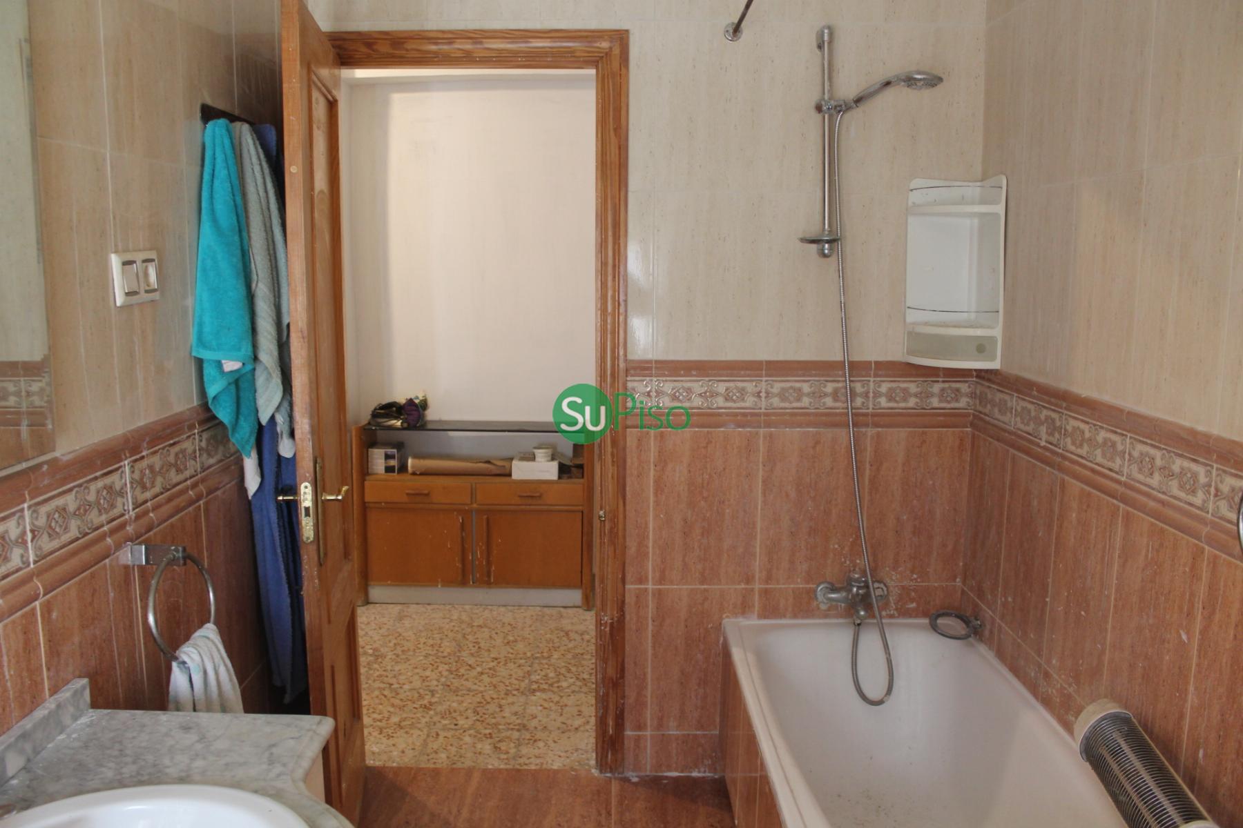 Venta de finca rústica en Yeles