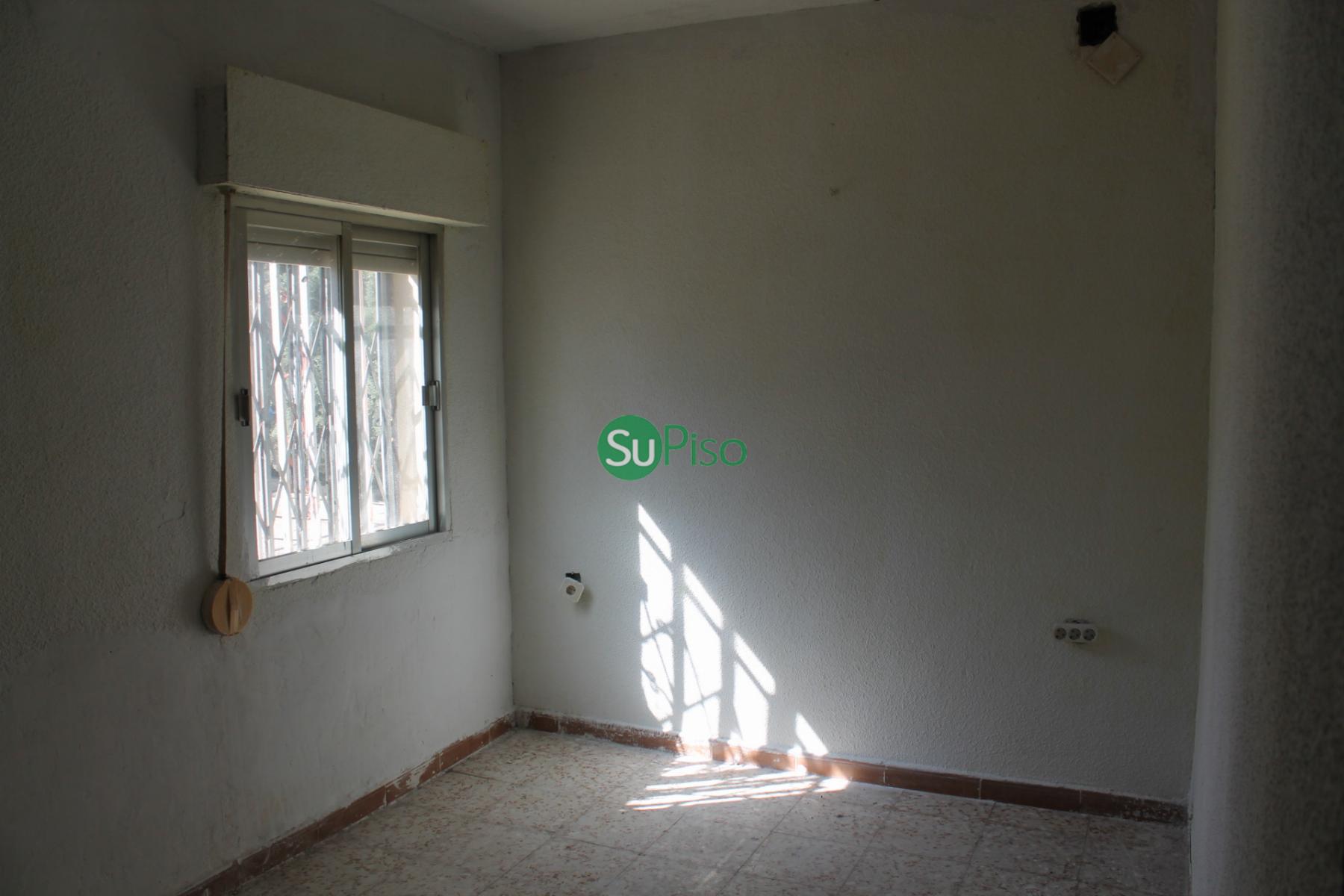 Venta de finca rústica en Yeles