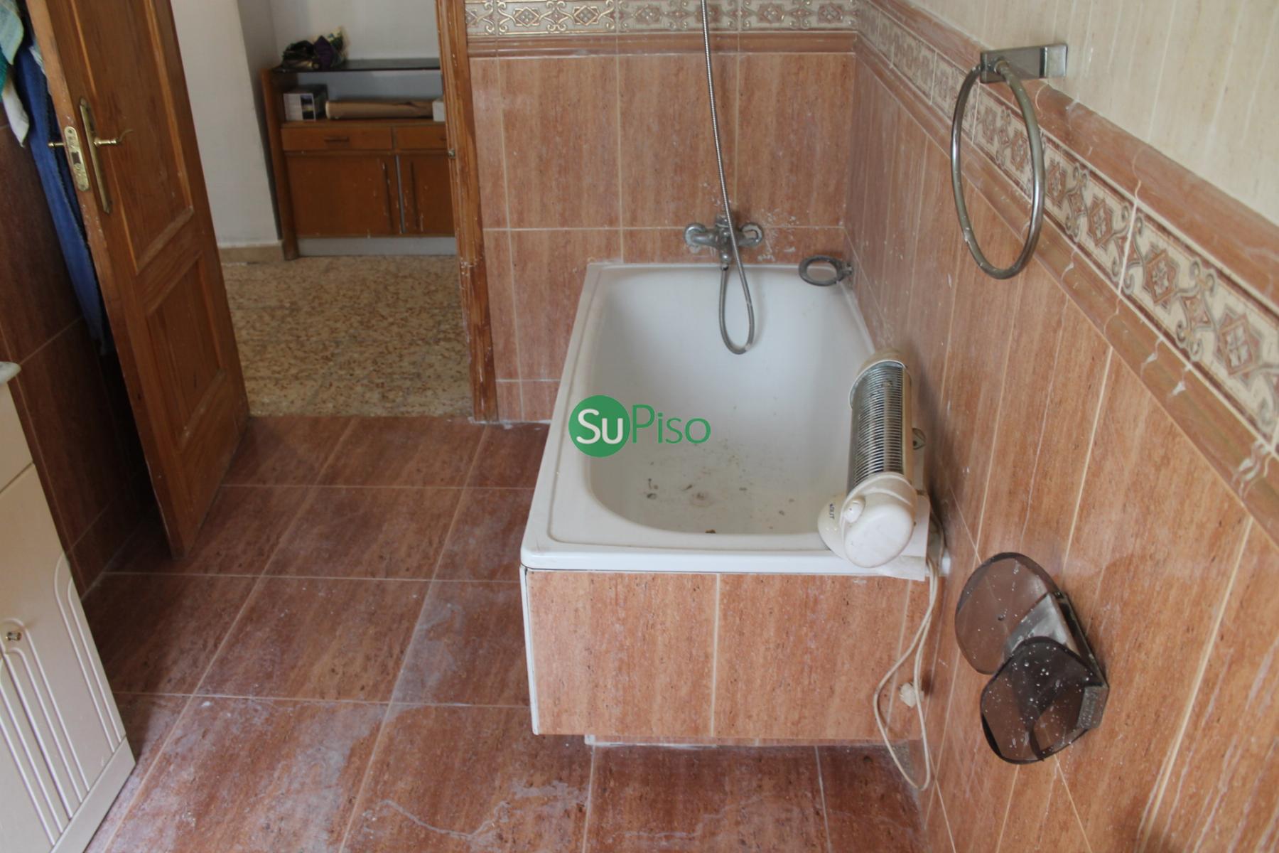 Venta de finca rústica en Yeles