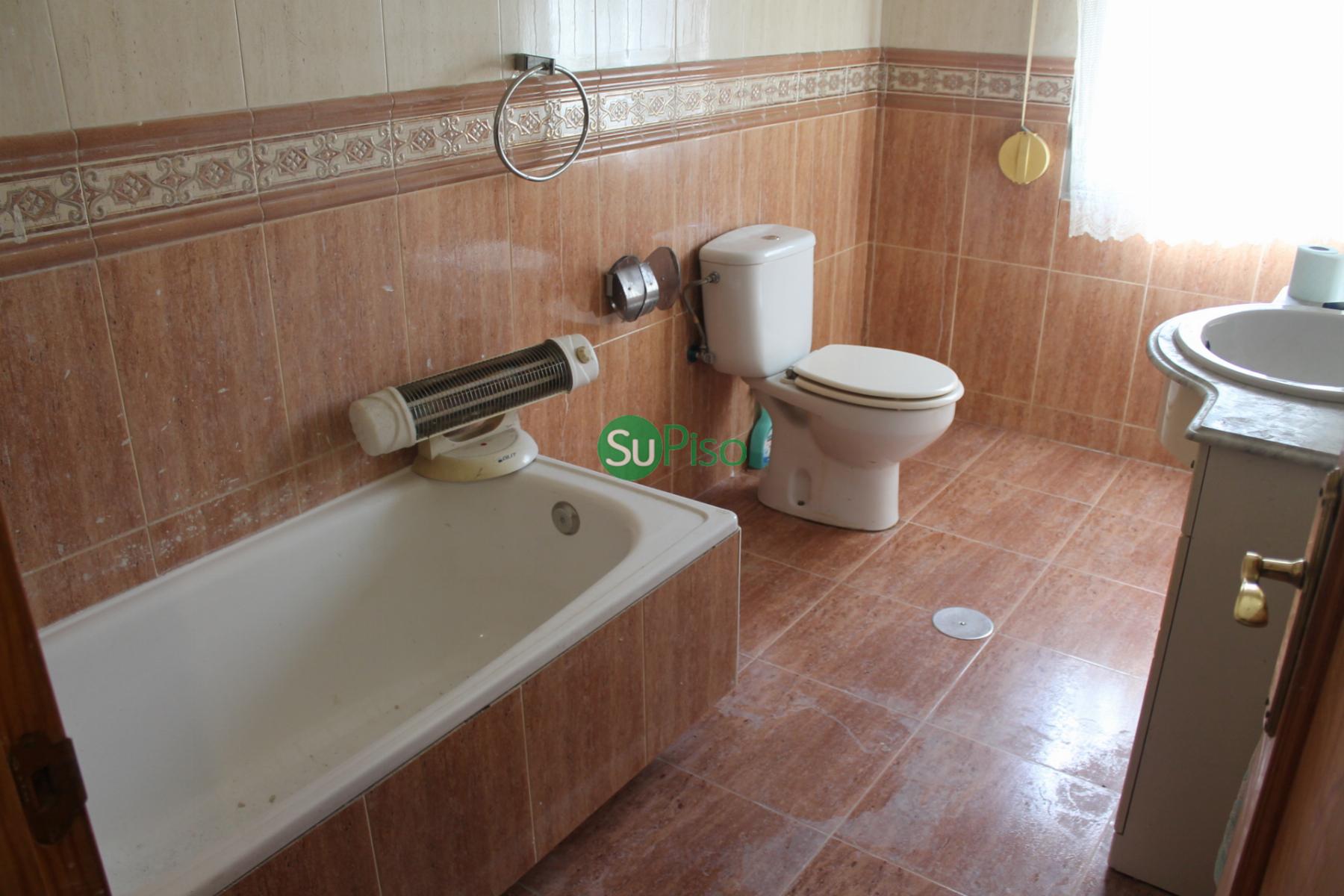 Venta de finca rústica en Yeles