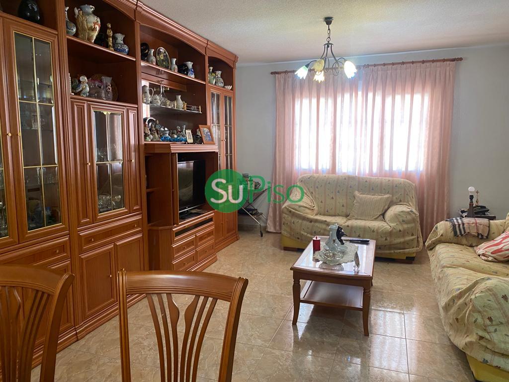 For sale of chalet in Yeles