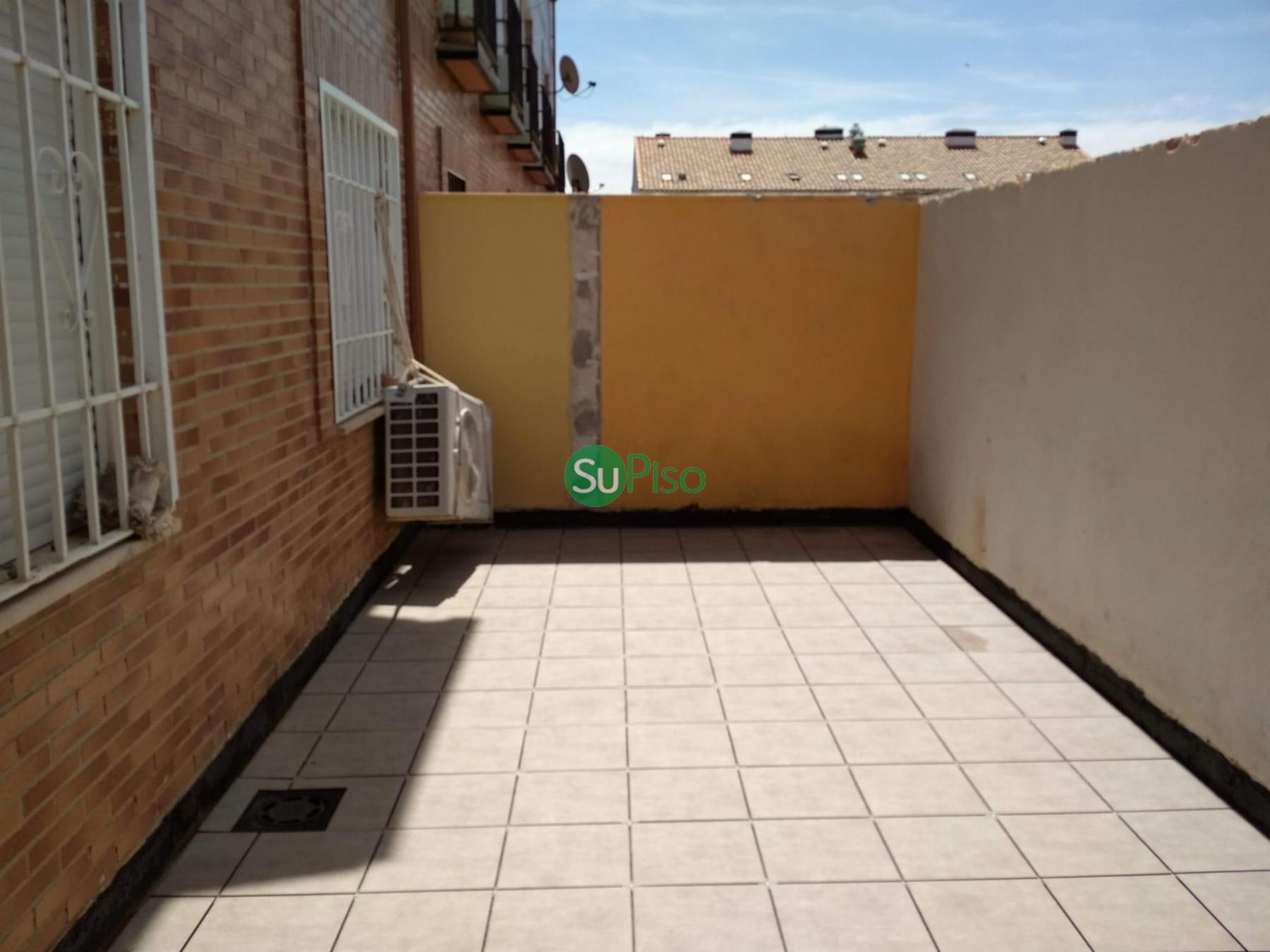 For sale of flat in Yeles