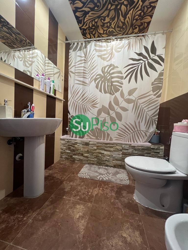 Venta de chalet en Yeles