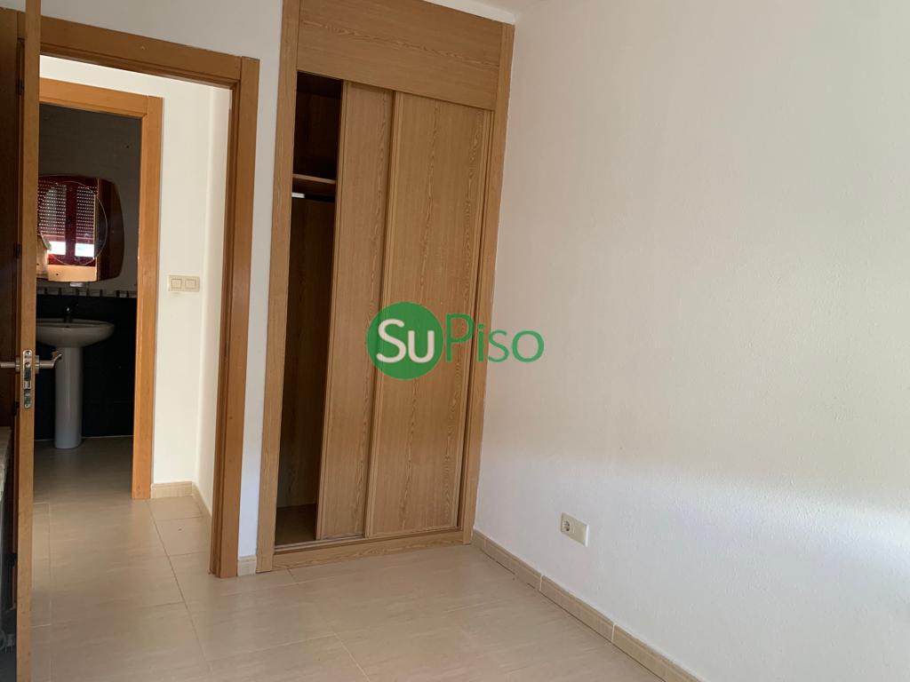 For sale of duplex in Yuncos