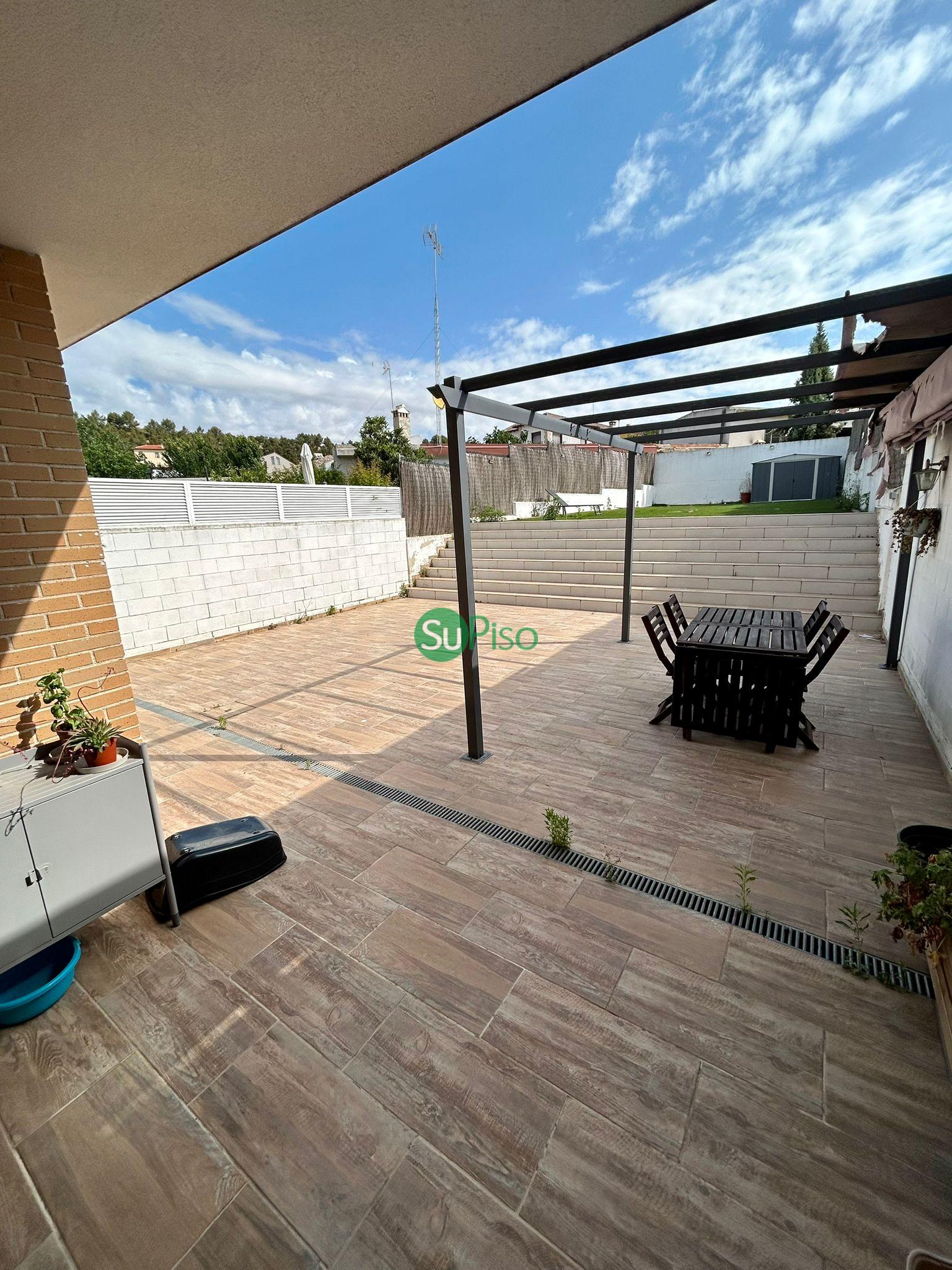 For sale of house in Esquivias