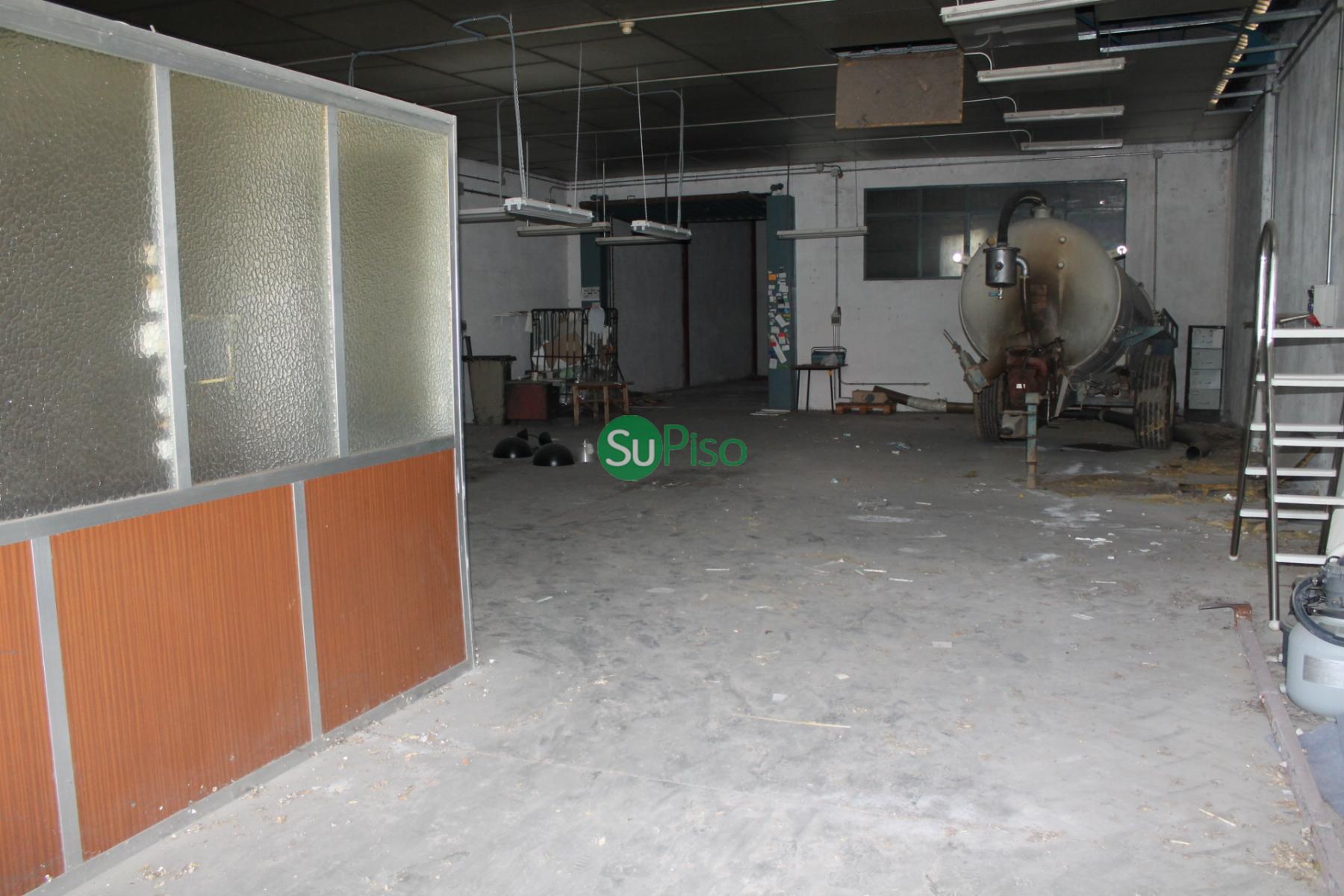 For sale of industrial plant/warehouse in Illescas