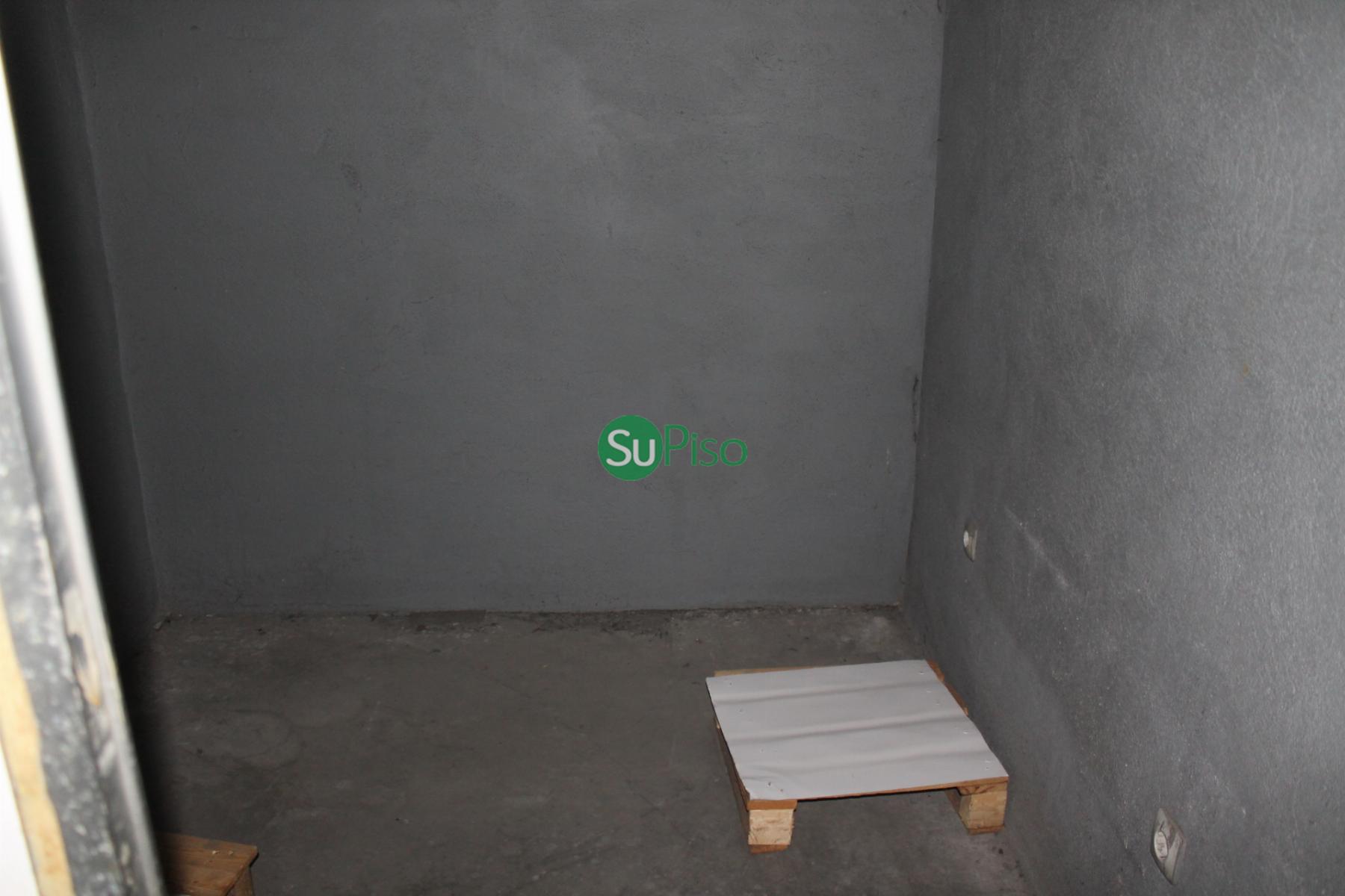 For sale of industrial plant/warehouse in Illescas