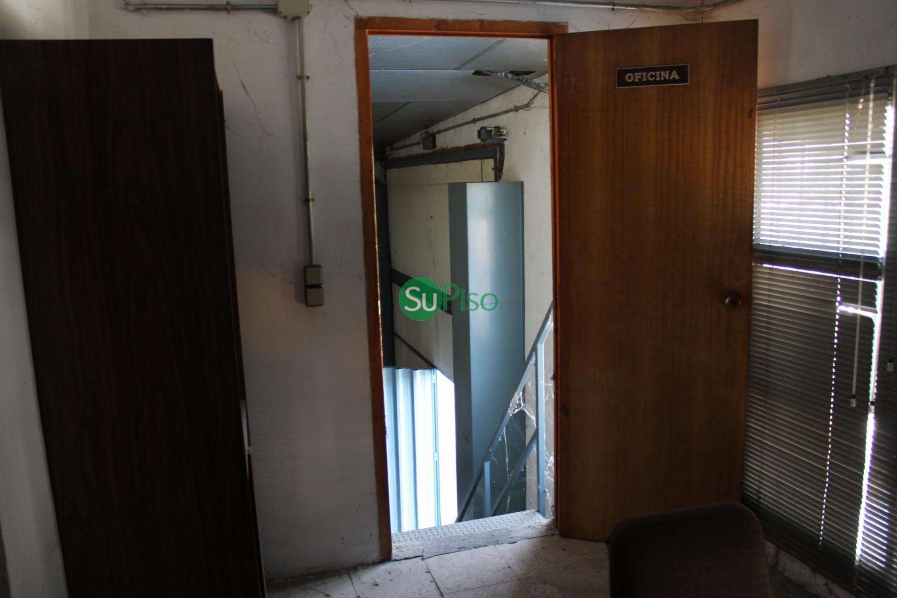 For sale of industrial plant/warehouse in Illescas