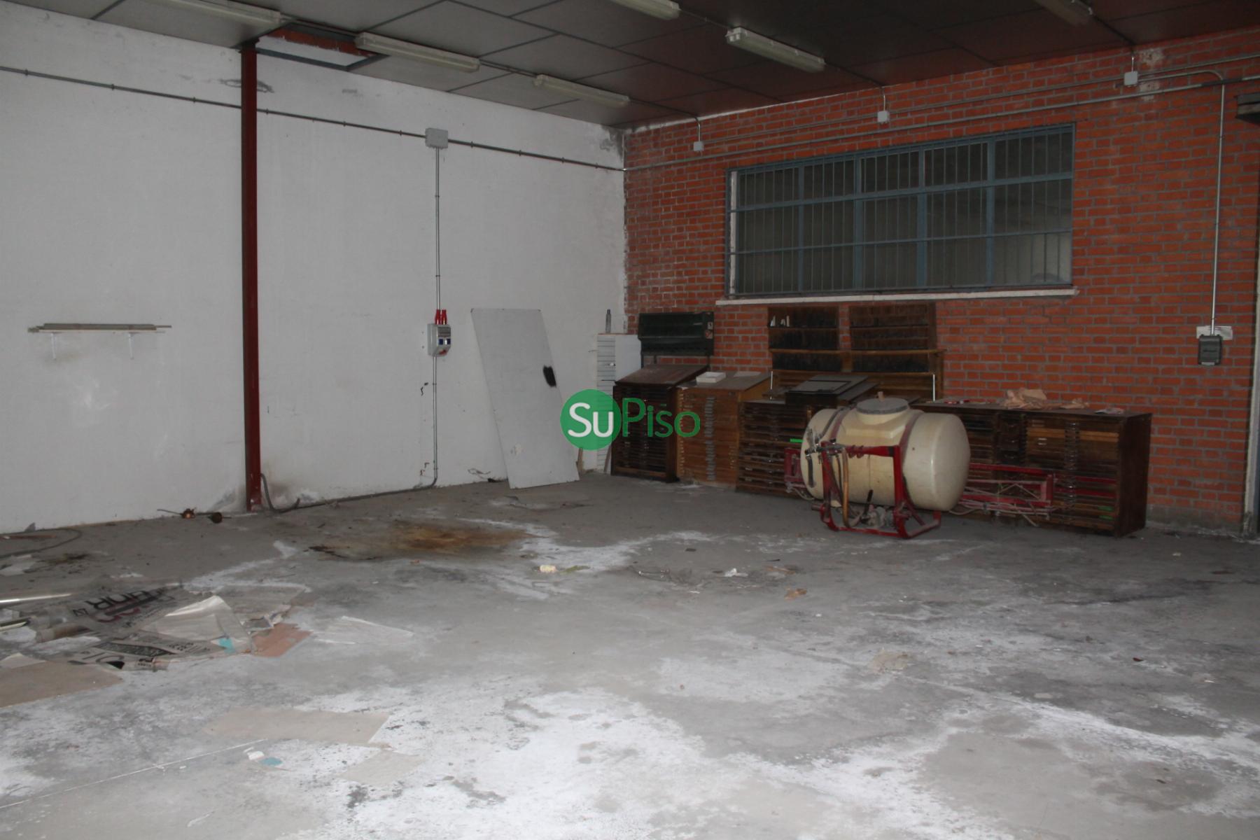 Venta de nave industrial en Illescas