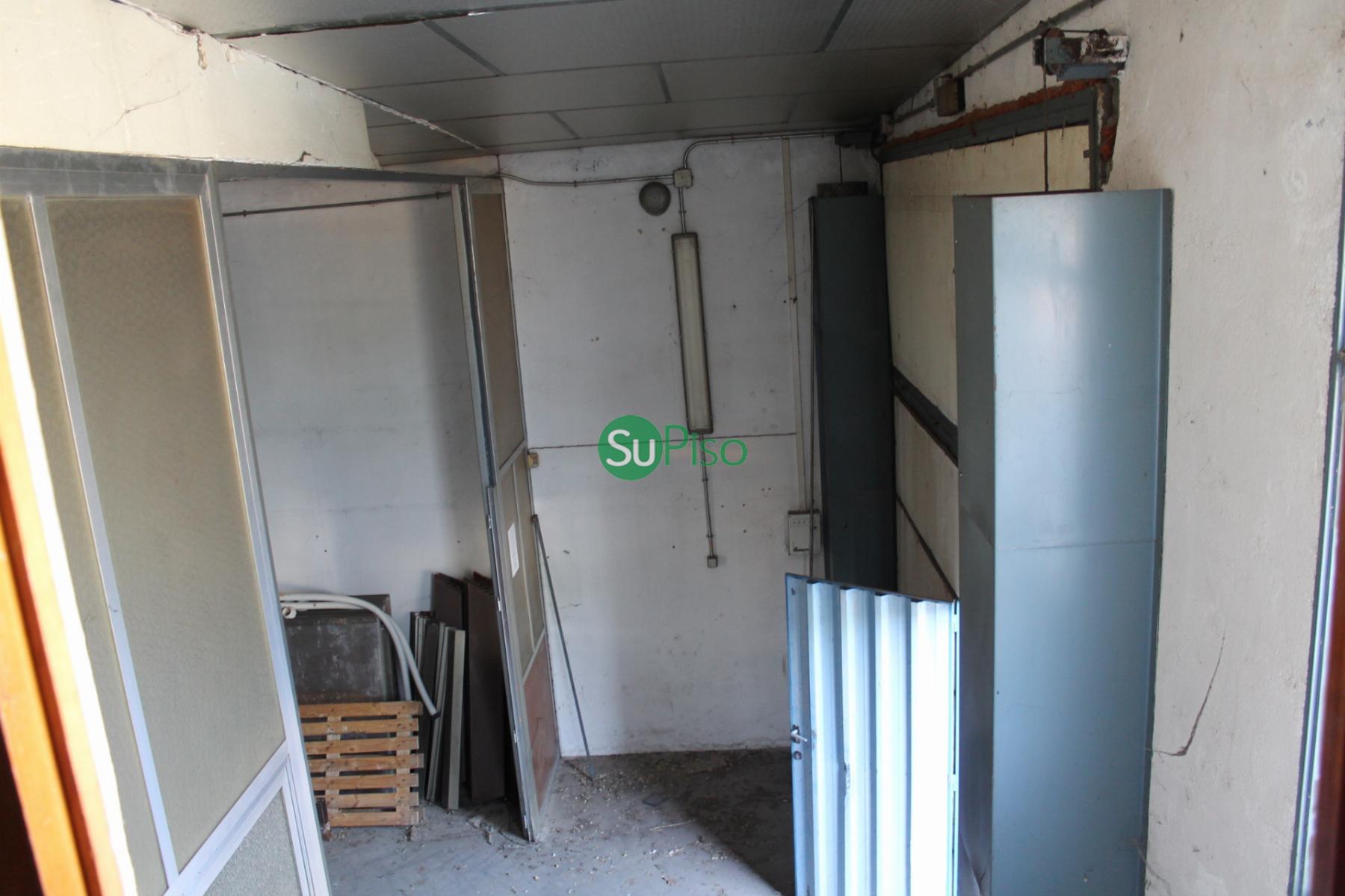 For sale of industrial plant/warehouse in Illescas
