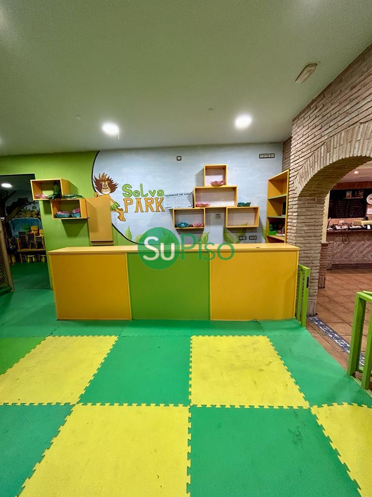 For rent of commercial in Illescas