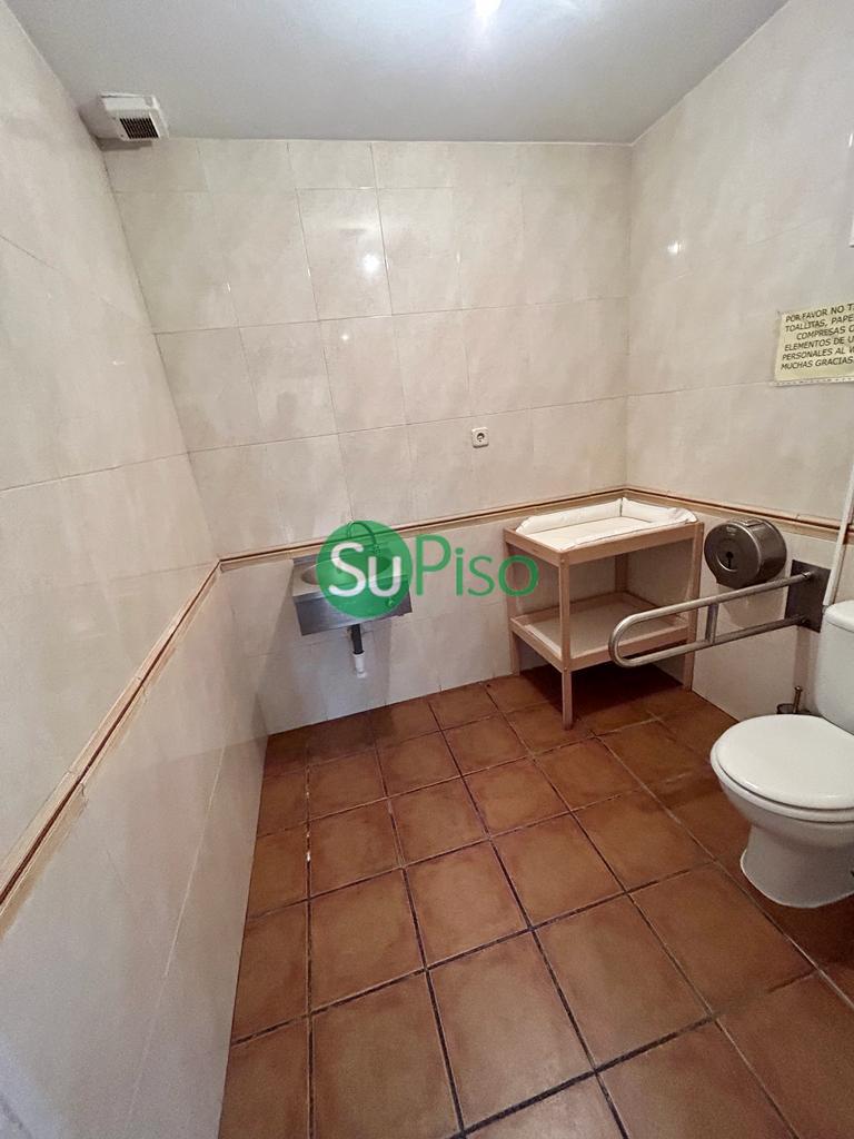 For rent of commercial in Illescas