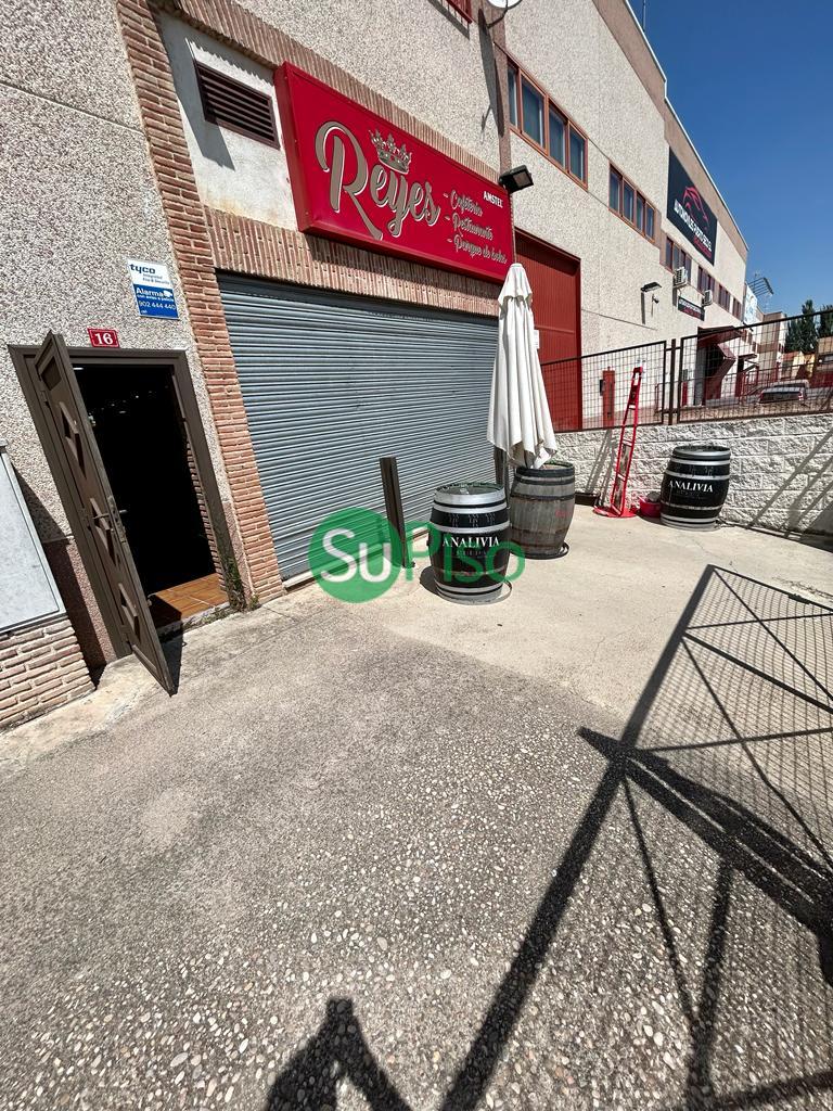For rent of commercial in Illescas