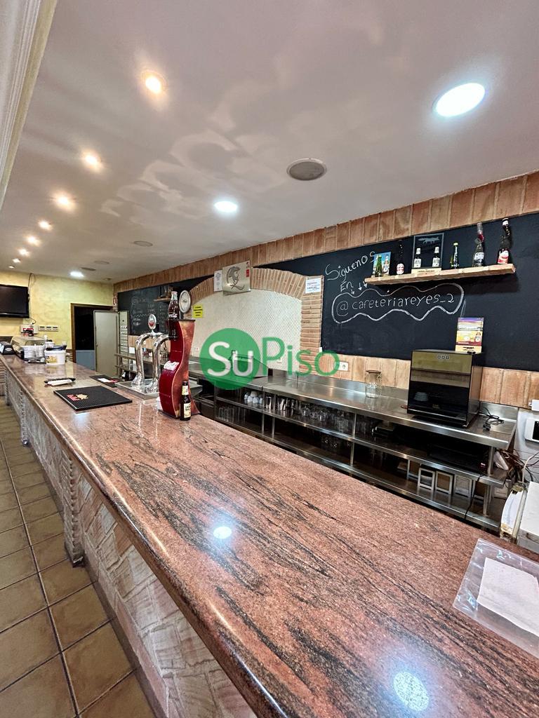For rent of commercial in Illescas