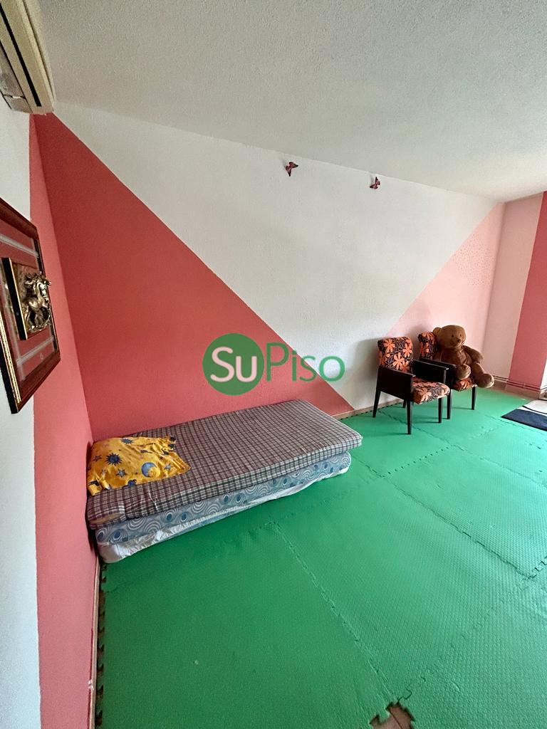 For rent of commercial in Illescas