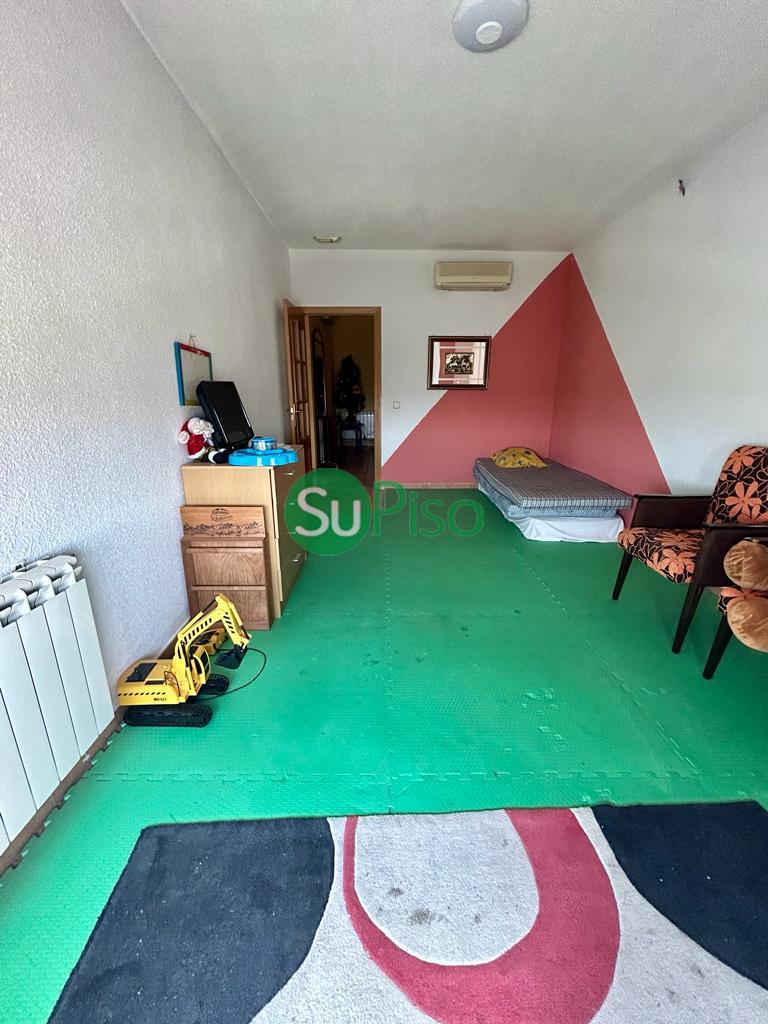 For rent of commercial in Illescas